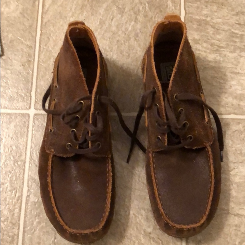 Artiat shoes